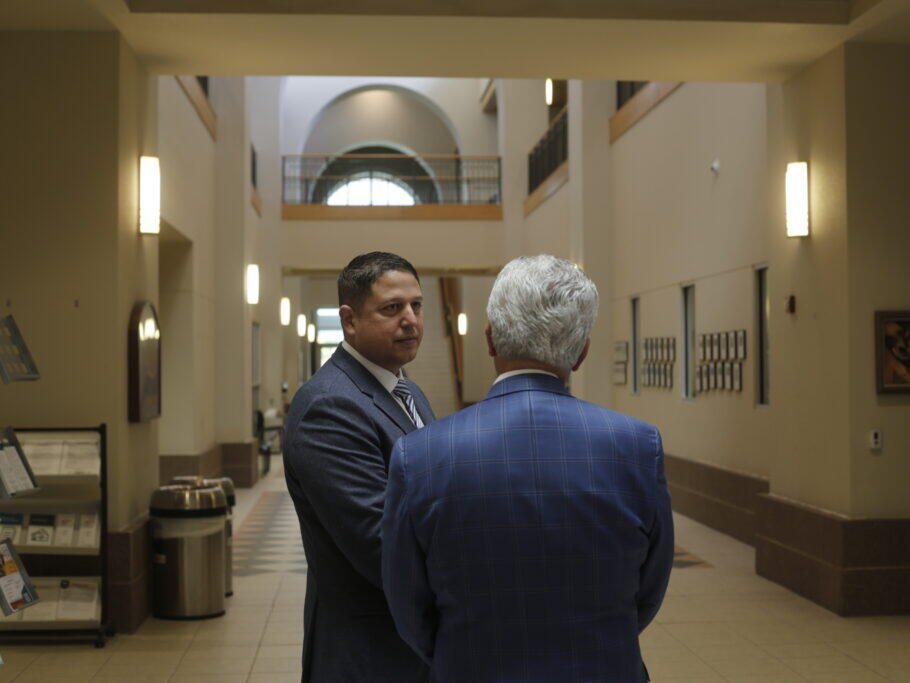 Doña Ana County commission announces official leadership for troubled