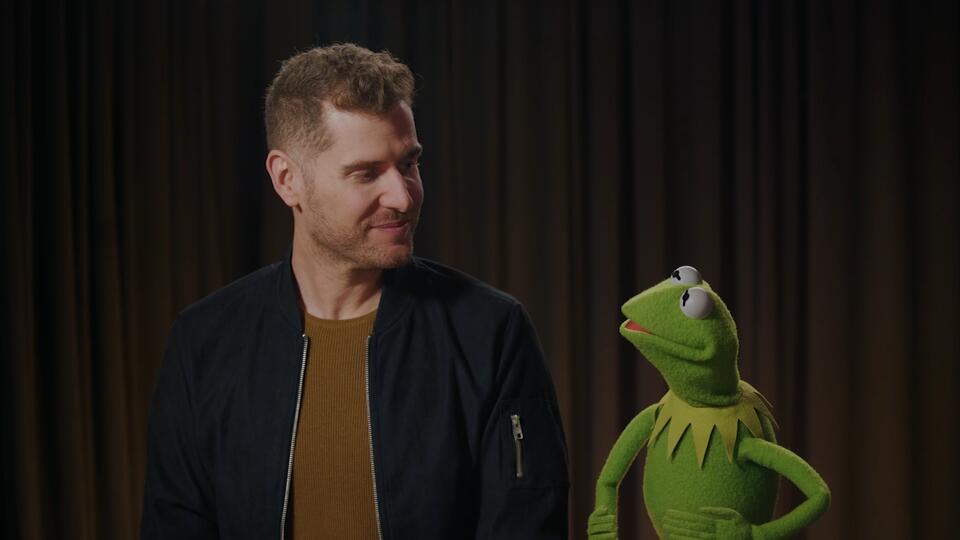 Kermit the Frog joins illusionist Rob Lake for a magical preview in NYC ...