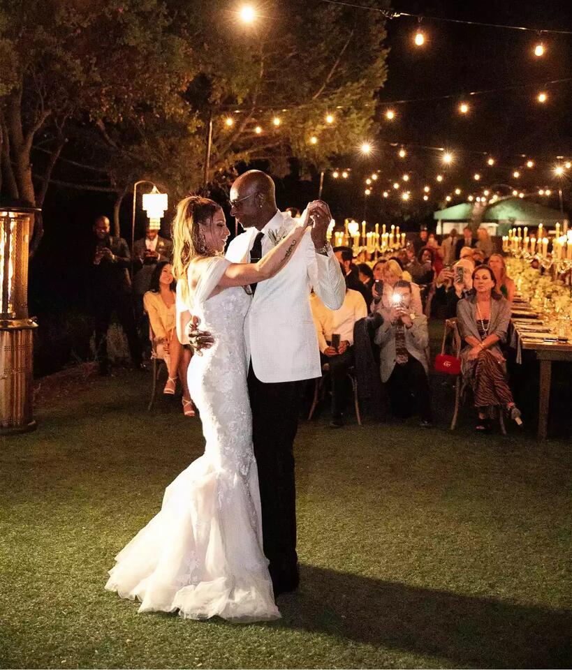 Jerry Rice Started Dating Current Wife, Latisha Peyole, While Still ...