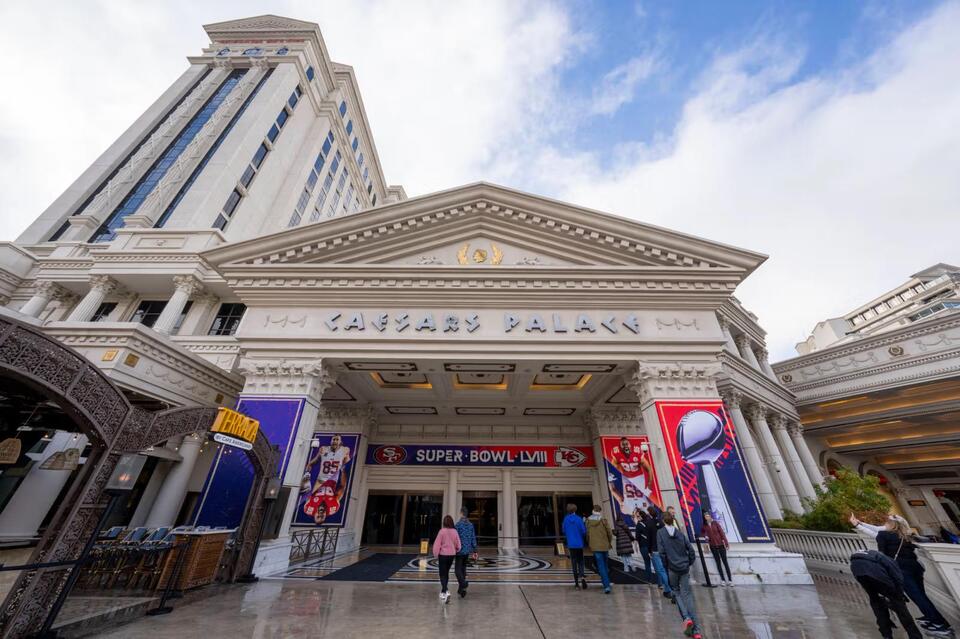 Fertitta Set To Take Over Caesars Business Struggling On Strip, Thriving Elsewhere