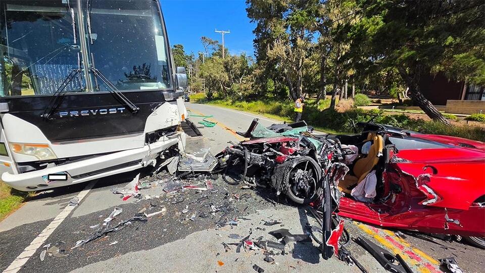 Suspected Drunk Driver in C8 Corvette Demolishes Front Half of Car ...