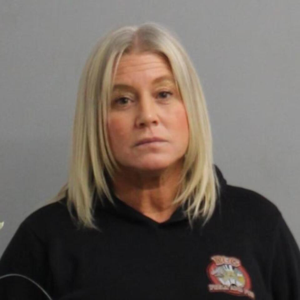 Woman drives the wrong way on Route 6, crashes into cruiser in ...