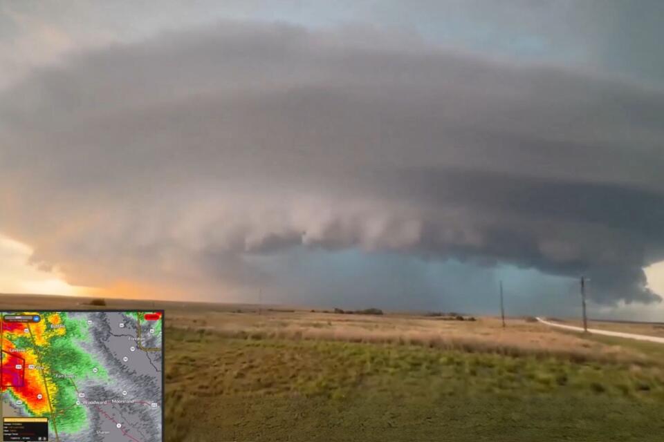 Stunning Supercell Spotted By Oklahoma Texas Panhandle Border Newsbreak