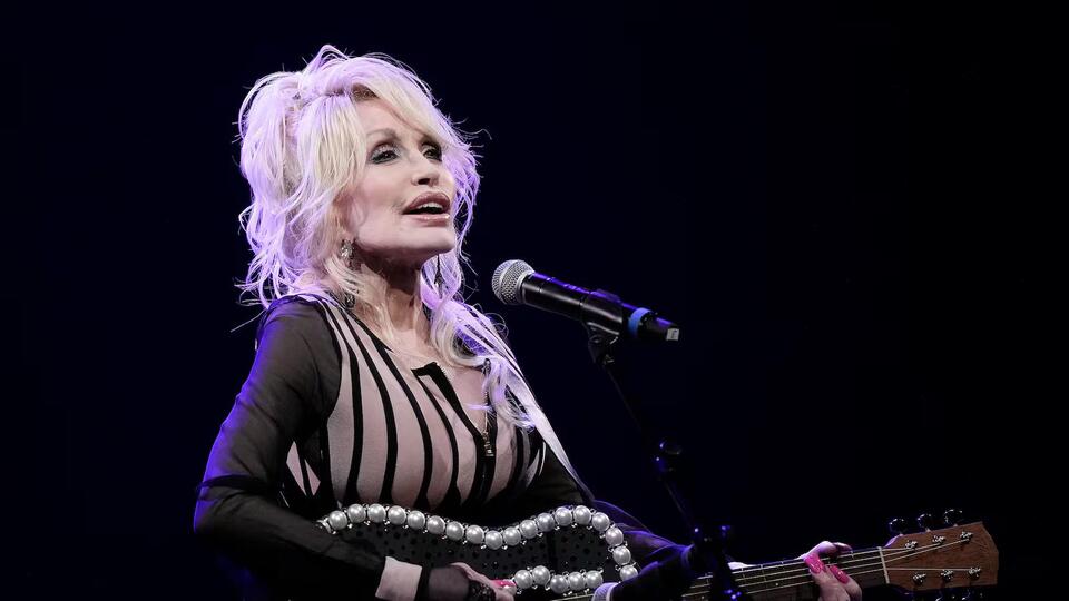 Dolly Parton announces major business leadership transition - NewsBreak