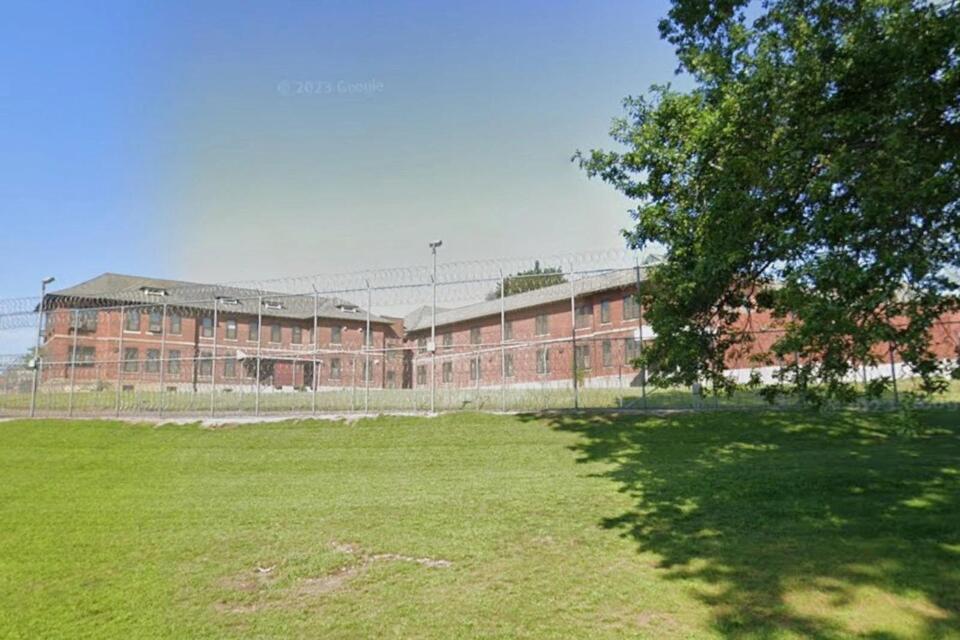 Correction Officer Arrested At Fishkill Facility After K9 Discovers ...