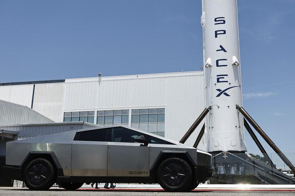 What might SpaceX earnings mean for Elon Musk's wealth?