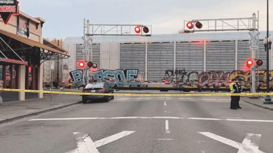 Woman struck and killed by train in Puyallup - NewsBreak