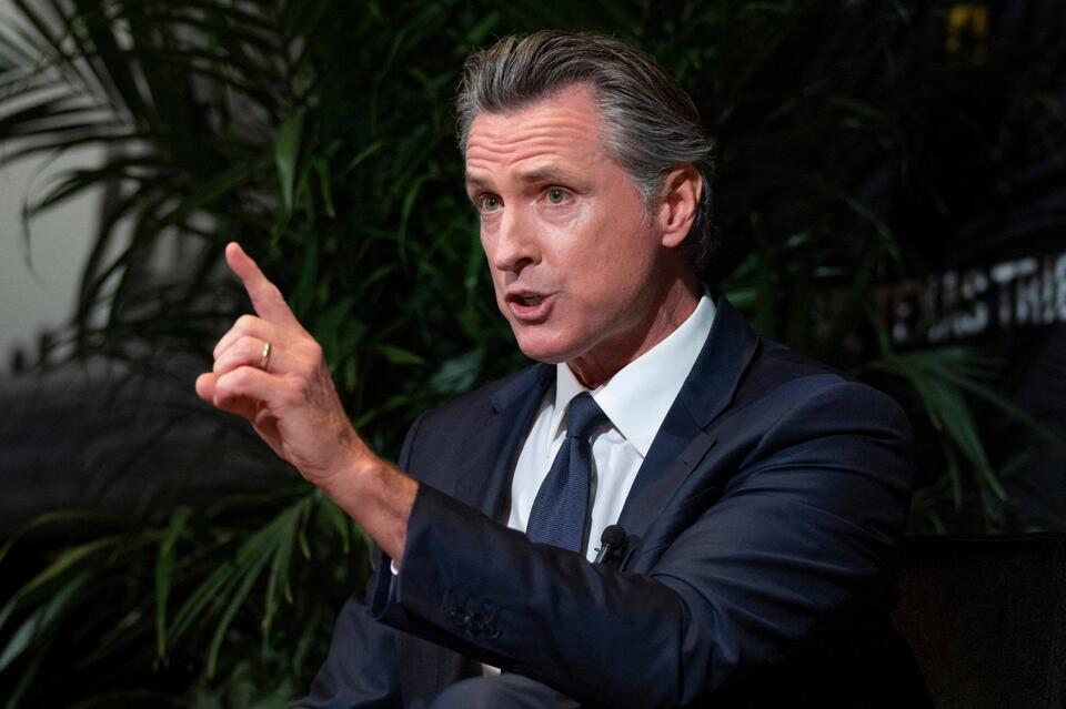 Newsom's 2028 odds soar amid Trump troll campaign - NewsBreak