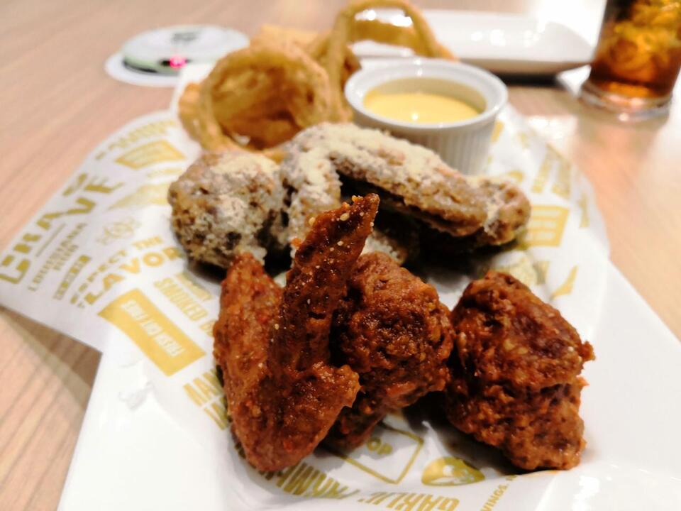‘It’s actually ridiculous’: Wingstop customers say prices are testing ...