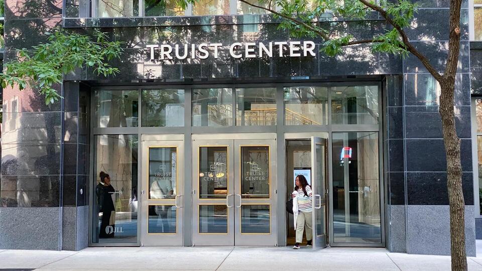 Truist consumer-bank chief is out in leadership shakeup - NewsBreak