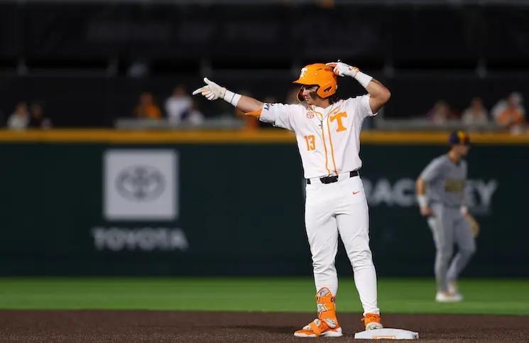 Reese Chapman Returning To Tennessee As Student Assistant, Seeking Fifth Year Of Eligibility