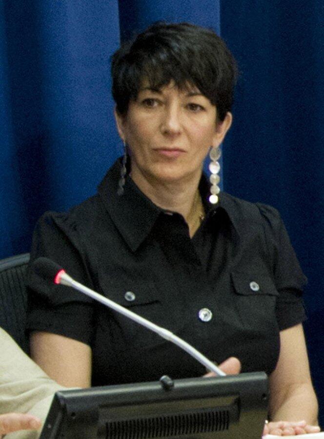 Release of Ghislaine Maxwell grand jury transcripts denied by judge ...
