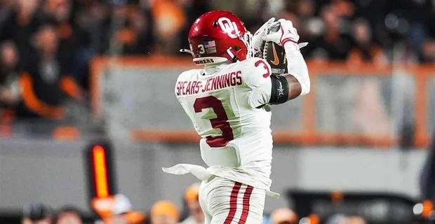 Snapshots: Robert Spears-Jennings, Eli Heidenreich