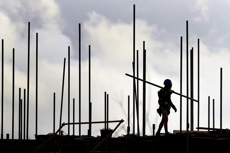 ‘Critical point’ for housing industry as fall in new home registrations ...