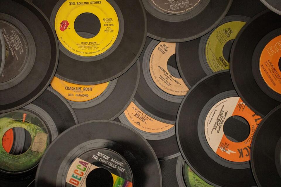 Beatles or Rolling Stones: A Fact Driven Comparison of Rock’s Biggest ...