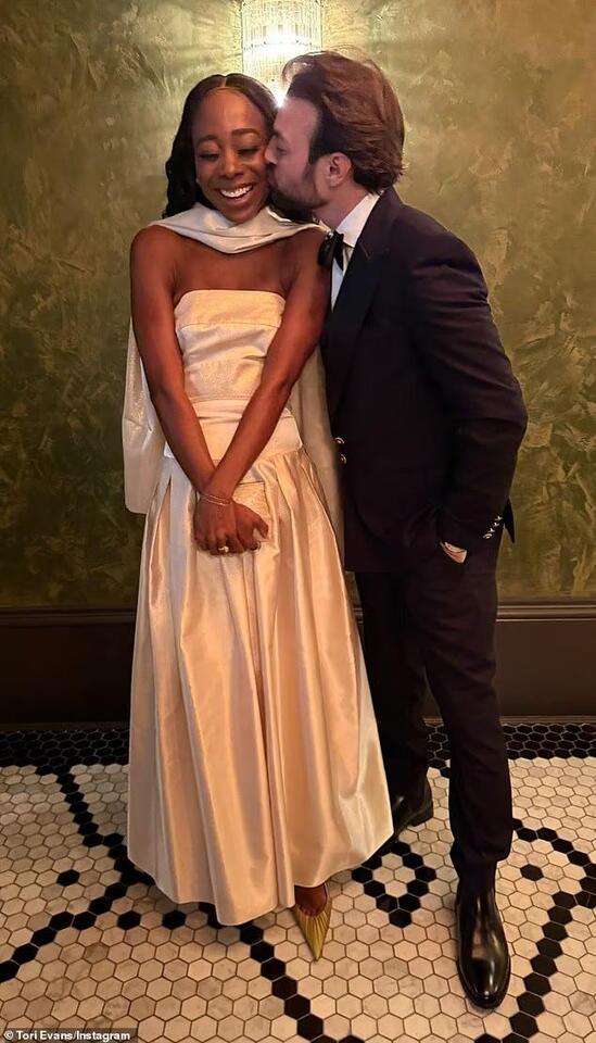 Taylor Swift and Travis Kelce's wedding guests spark fierce debate over white dress rule