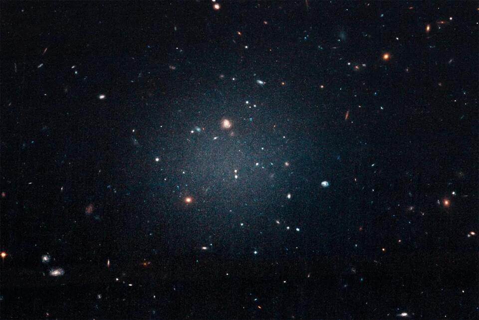 If dark matter is everywhere, why do some galaxies seem to contain none ...