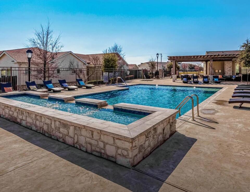 Invesco Buys Dallas-Area BTR Community - NewsBreak