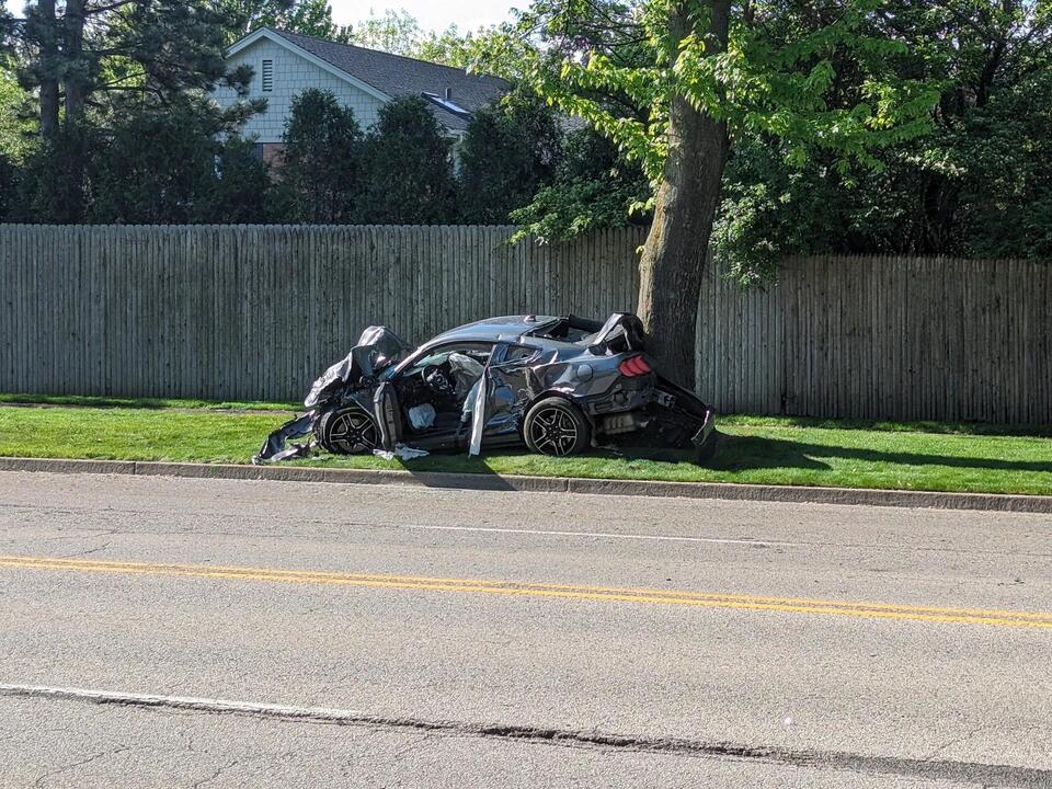 Glenbrook South senior killed in violent 2car crash Police