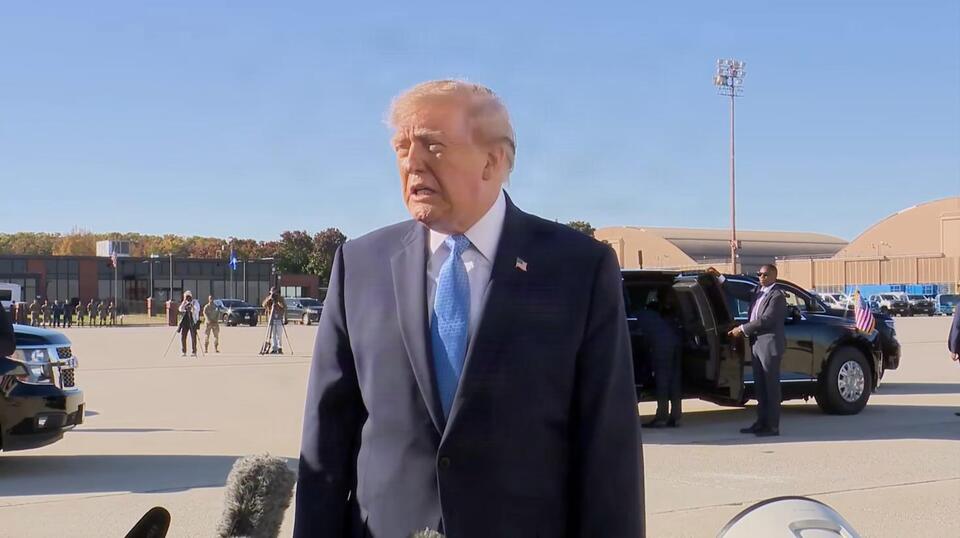 Trump Claims Bolsonaro Lost Brazilian Presidential Election Due to Vote ...