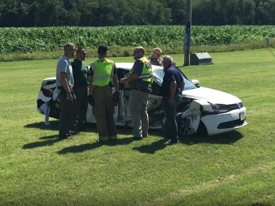 Semi vs sedan crash on Ottumwa's west side leaves woman with moderate injuries