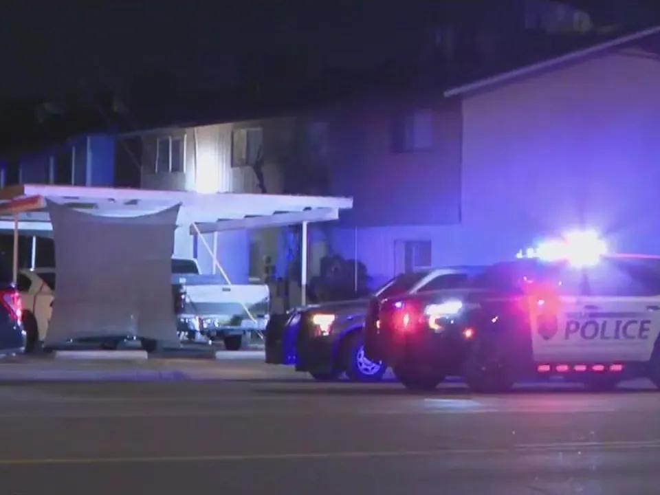 Man hospitalized after being shot in Mesa