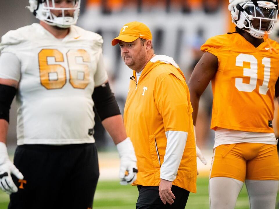 Tennessee 2025 Football Schedule List of Volunteers SEC Opponents