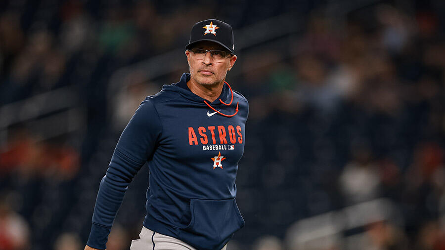 Two Mariners manager candidates set for in-person interviews - NewsBreak