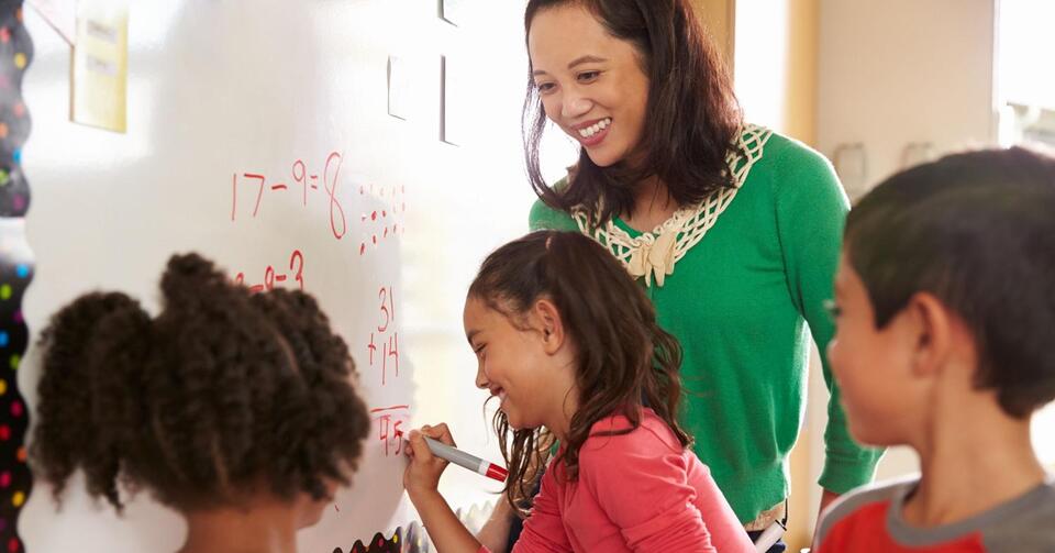 Tennessee school district sets standard for math, reading proficiency