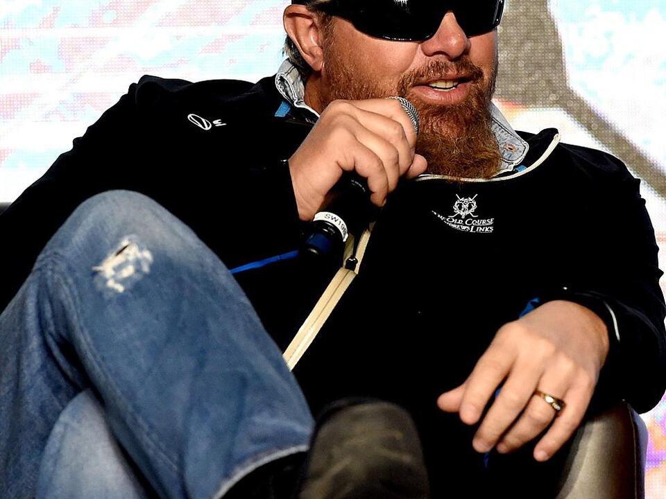 Keith Urban’s Unexpected First Encounter With Toby Keith Was Hilarious