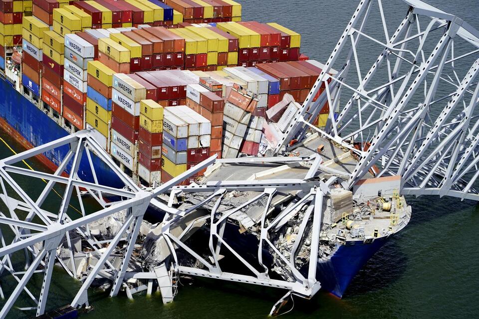 Federal probe faults ship’s wire failure, lack of bridge reinforcement ...