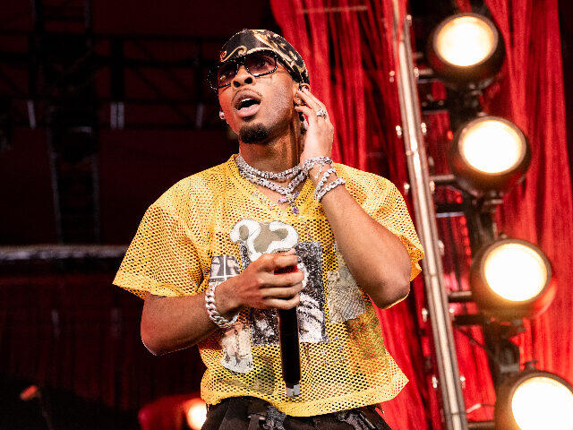 Singer D4vd Is A Suspect In Death of 15-Year-Old Found In Trunk, LAPD ...