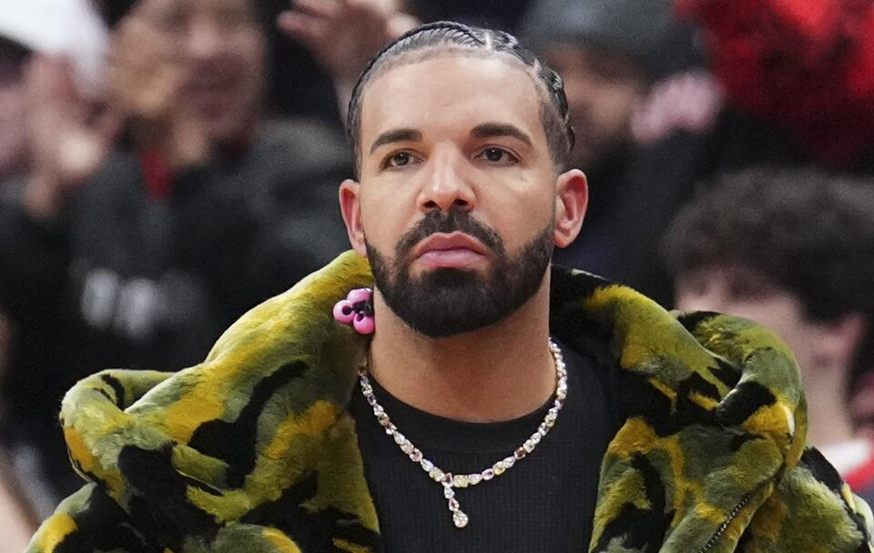 ‘Firm Friends’ Lyrics: Drake Calls Out Fake Allies, Names His True ...