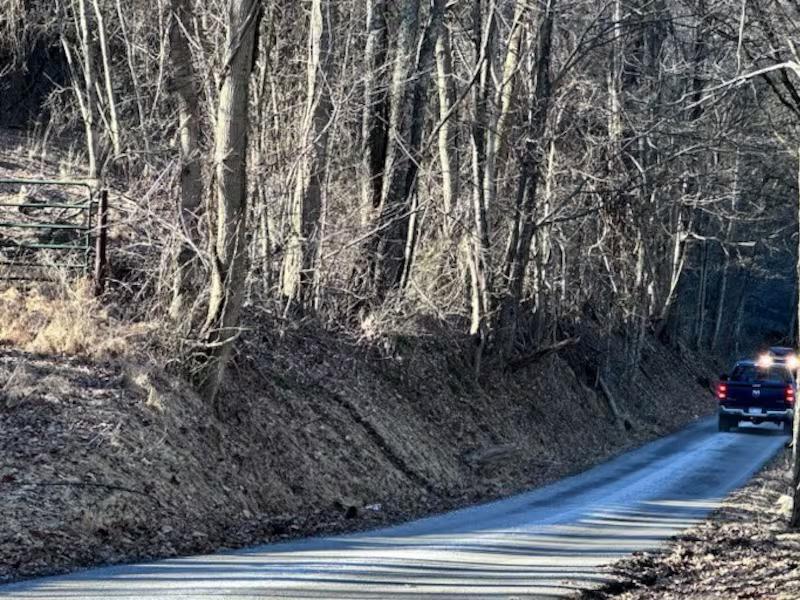 Large police presence on Jack Run Rd, street shut down in both directions