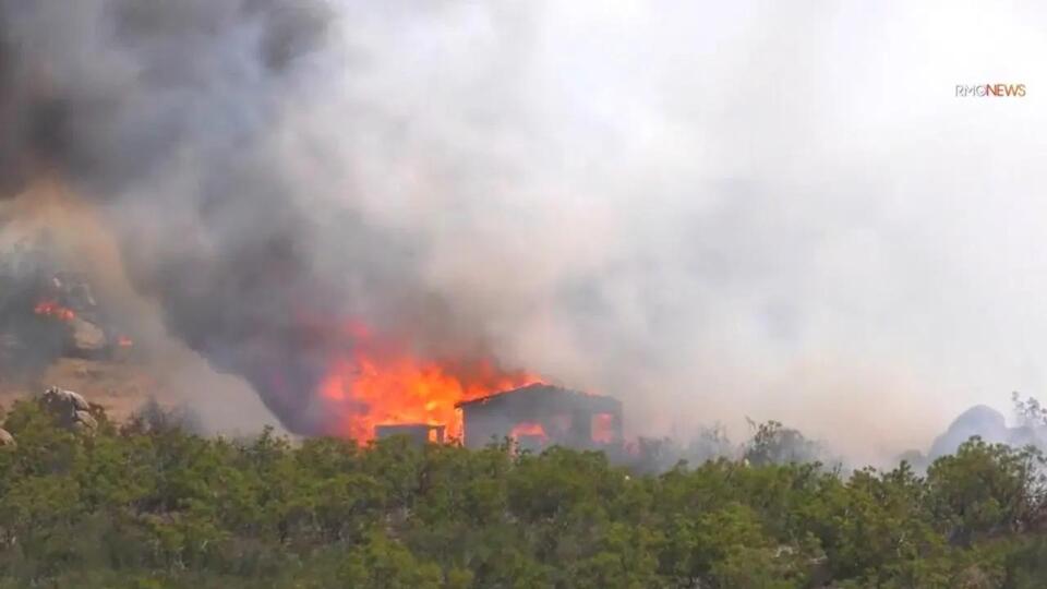 Crossing Fire burning parts of Riverside County - NewsBreak