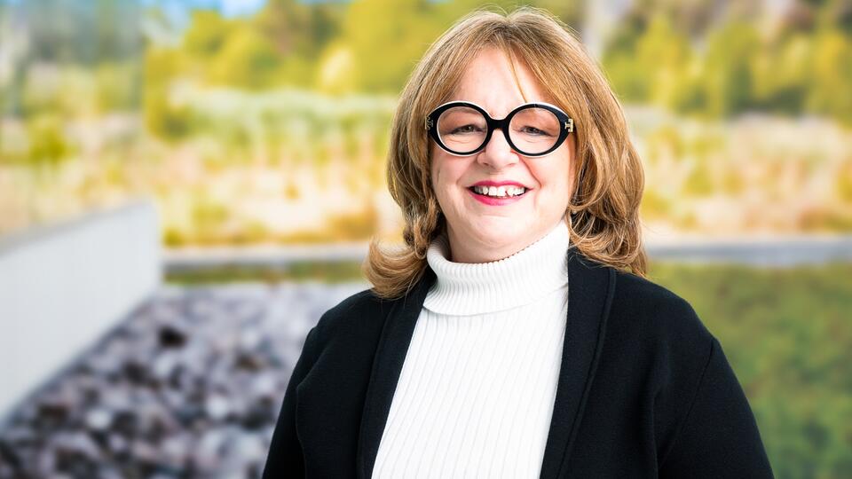Technical Writer and Editor Sharon Houk turns complexity into clarity ...