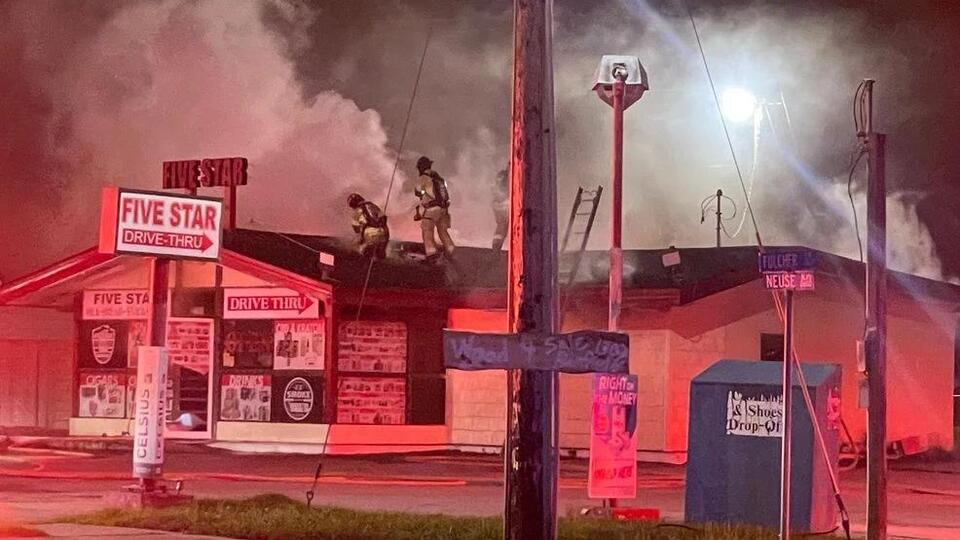 Emergency crews respond to Five Star Drive-Thru in New Bern