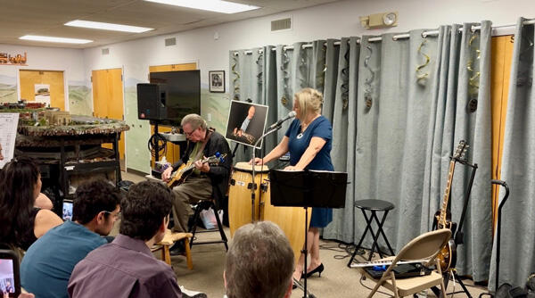 The Les Paul Exhibit at the Mahwah Museum Hosted Tom and Sandy Doyle's ...