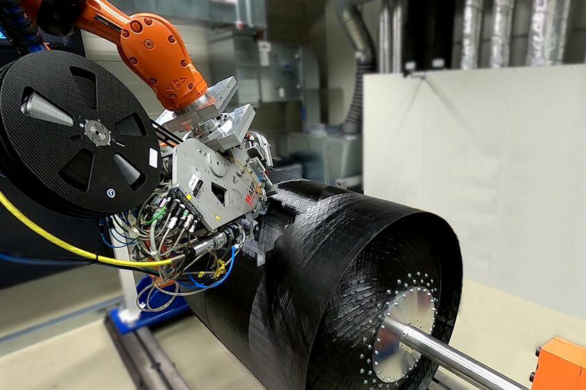 DLR, Omnidea-RTG Build Thermoplastic AFP Cryogenic Tank - NewsBreak