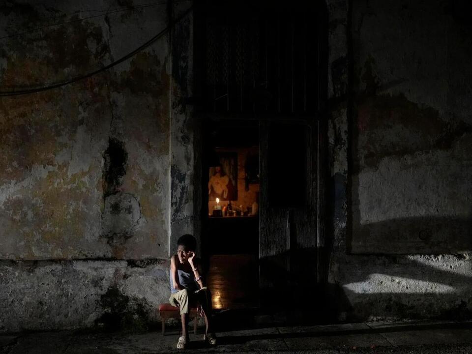 Cubans struggle as power not fully restored days after blackout as hurricane nears