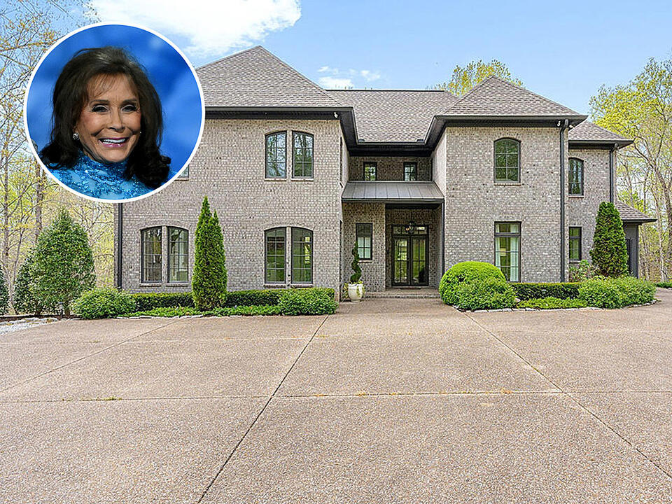 See Inside Loretta Lynn’s Spectacular Real Estate Holdings [Pictures]