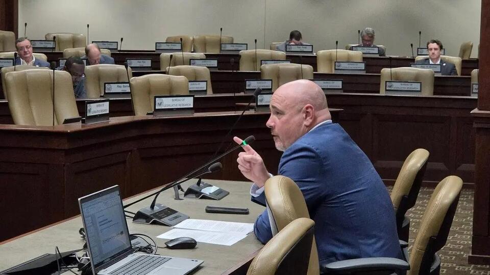 Arkansas lawmakers told helping inmates return to society will ease ...