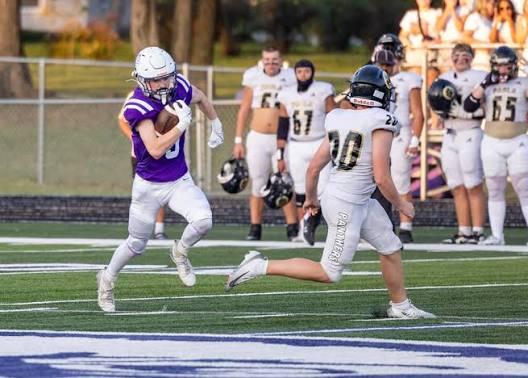 15 Seniors Lead the Way for Louisburg Football