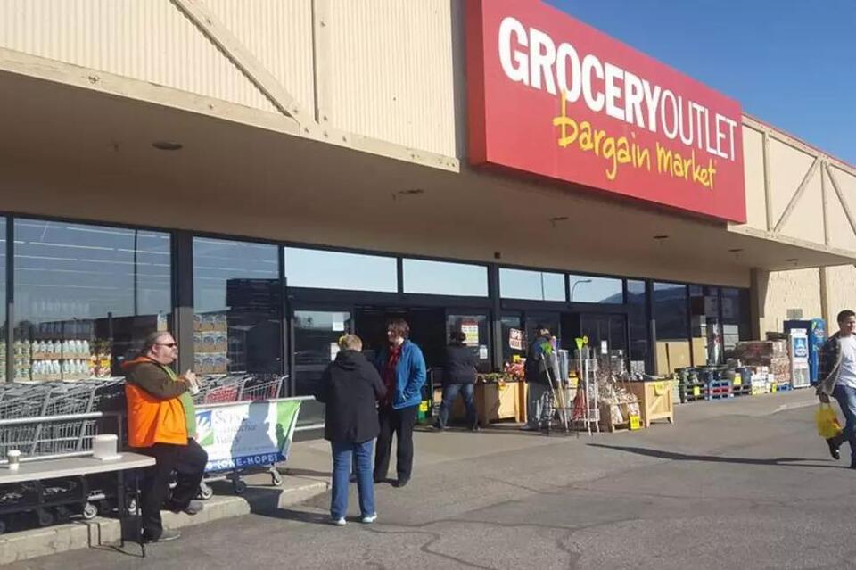 Big Changes Await Grocery Outlet, the ‘Treasure Hunt’ Supermarket ...