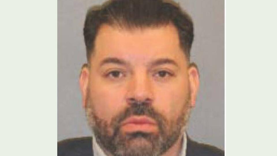 Man arrested on fraud charges in Saratoga County - NewsBreak
