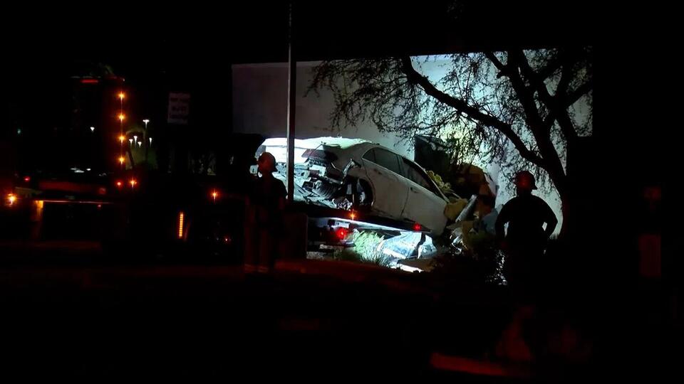 Two arrested after DUI crash into a Palm Desert business - NewsBreak