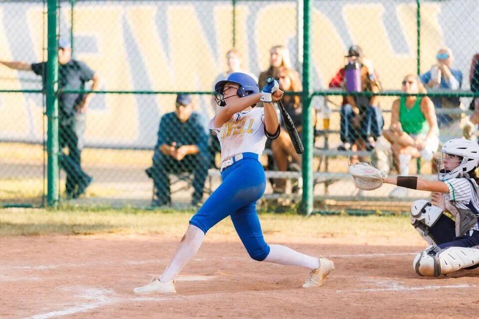 Francis Howell's Metz looking forward to final softball, track season in her senior year