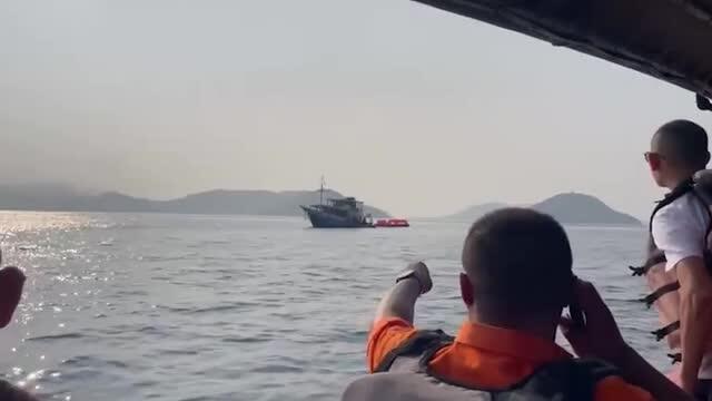 British and Australian tourists among 25 rescued after boat capsizes at ...