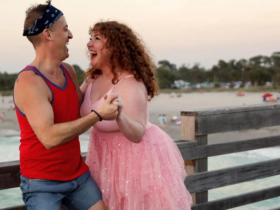 1980 hit soundtracks sends ‘Xanadu’ roller skating into Venice Theatre