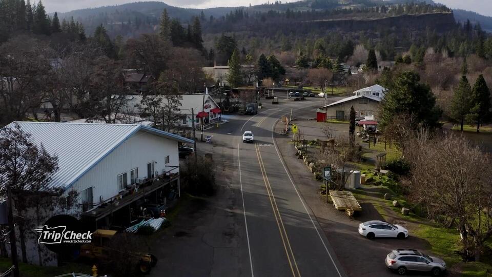 Mosier, Oregon: The tiny Gorge town worth the exit
